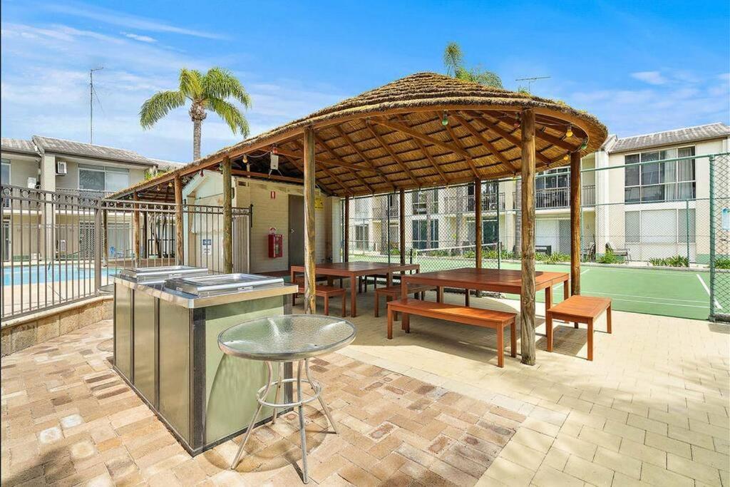 Oasis Mandurah Resort Exterior photo
