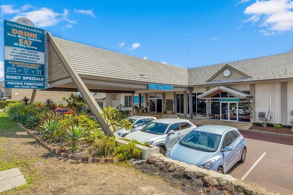 Oasis Mandurah Resort Exterior photo